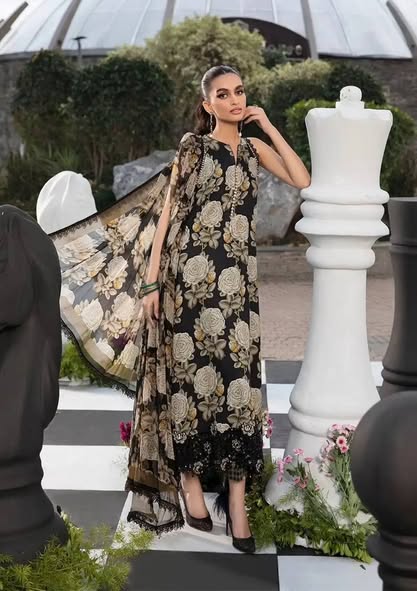 Mariaa B Embroidered Lawn 3 Piece Unstitched