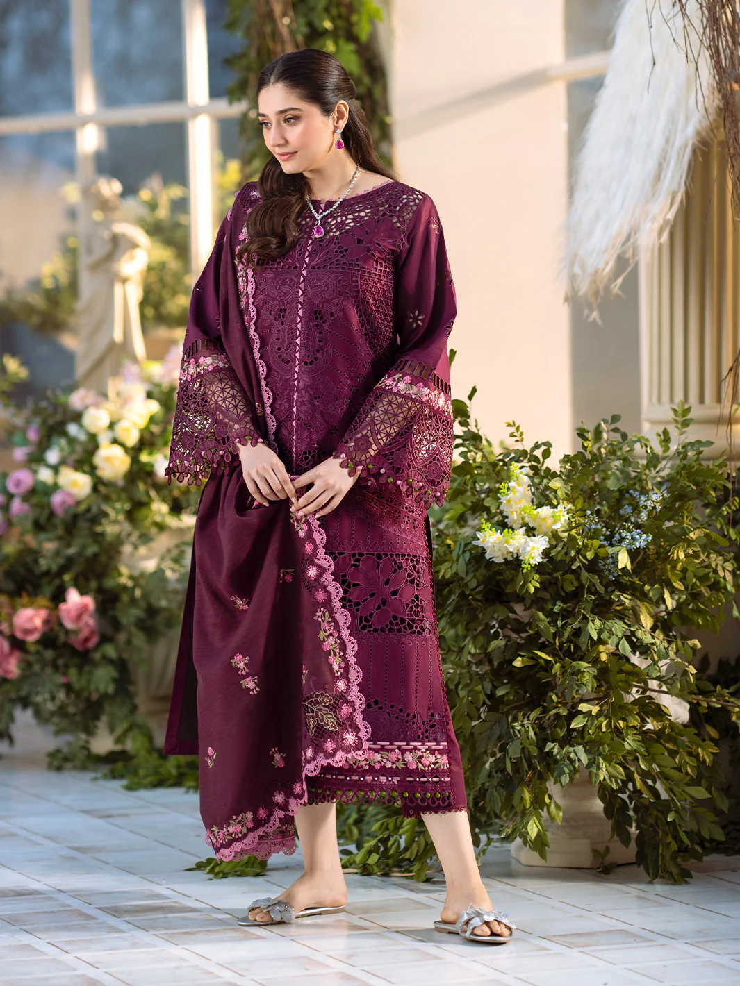 Bin Ilyas Luxury Lawn Embroidered 3 Piece Unstitched 106 - A