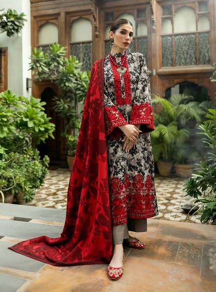 Zainab Chottani Luxury Lawn Embroidered 3 Piece Unstitched