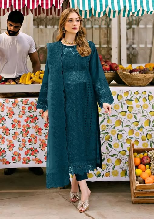 Mahnoor Embroidered Lawn Collection 3 Piece Unstitched