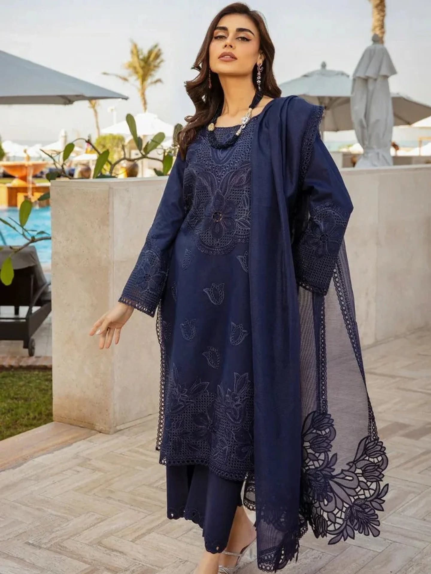 Rang Rasiya Lawn Luxury Embroidered Dress 3 Piece Unstitched